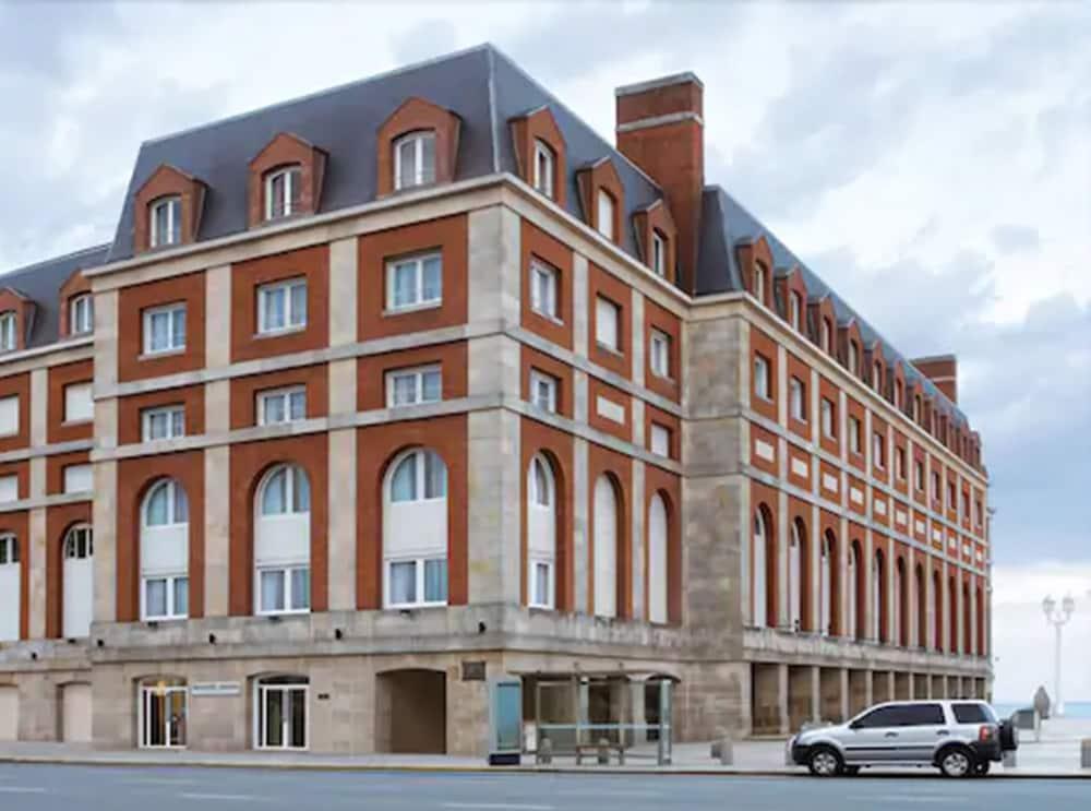 Nh Hotel Casino Mar del Plata Bagian luar foto